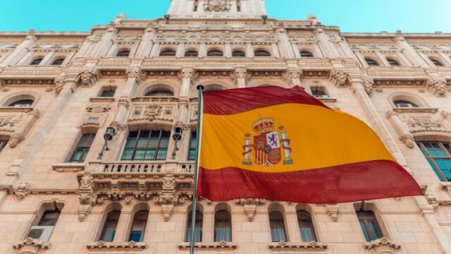 Cita y trámites de extranjería en España